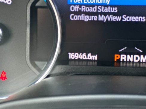 Used 2020 Ford F350 Lariat w/ Chrome Package image 24