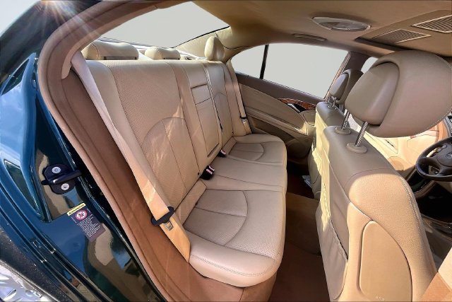 Used 2007 Mercedes-Benz E 350 Sedan image 23