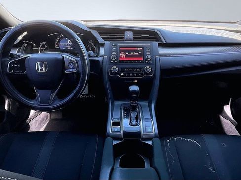 Used 2017 Honda Civic Sport image 9