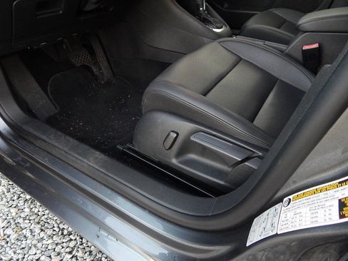 Used 2013 Volkswagen Jetta S image 19