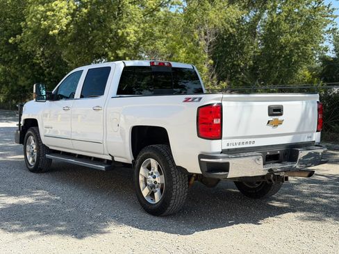 Used 2017 Chevrolet Silverado 2500 LTZ w/ Vortec Plus Package AWD/4WD image 7