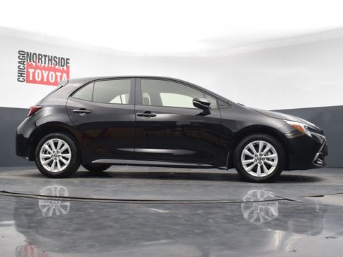 Used 2024 Toyota Corolla SE w/ SE Package image 29