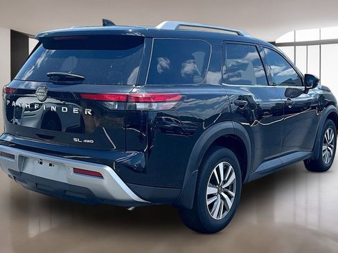 Used 2022 Nissan Pathfinder SL AWD/4WD image 6