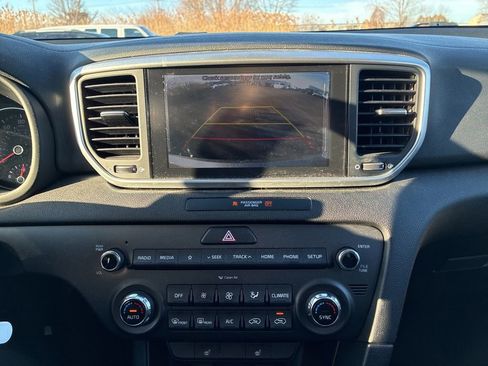 Used 2020 Kia Sportage LX w/ LX Popular Package image 20