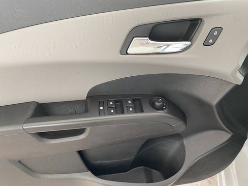 Used 2014 Chevrolet Sonic LT FWD image 27