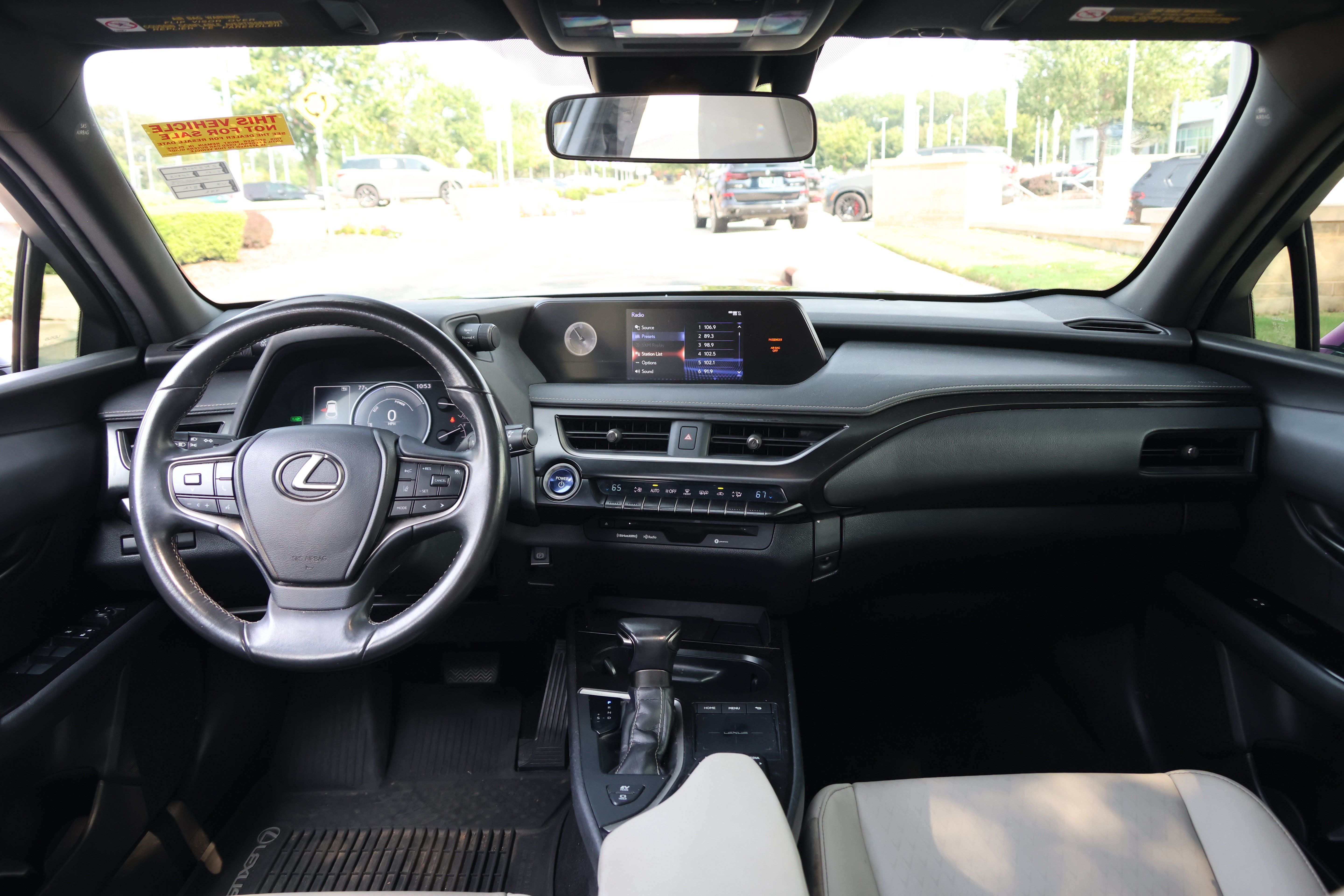 Used 2021 Lexus UX 250h w/ Accessory Package (Z1) AWD/4WD image 15