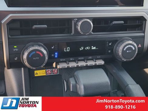 Used 2025 Toyota 4Runner TRD Off-Road Premium image 21