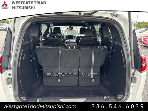 Used 2026 Chrysler Pacifica Select FWD image 21