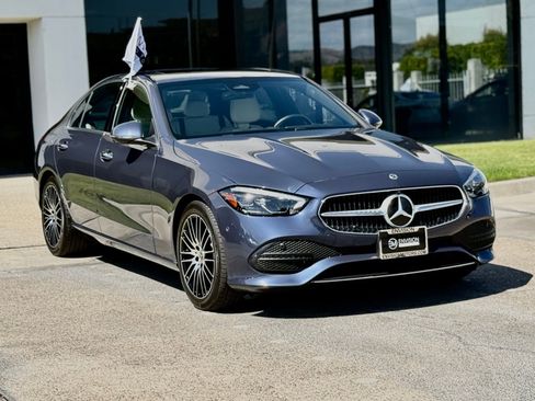 Used 2025 Mercedes-Benz C 300 Sedan image 8