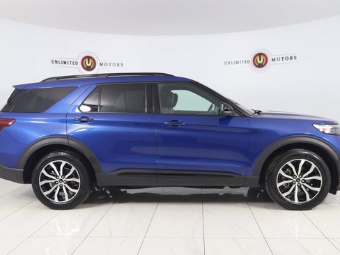 Used 2020 Ford Explorer ST w/ Premium Technology Package image 2