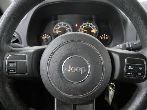 Used 2016 Jeep Patriot Sport w/ Power Value Group FWD image 14