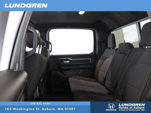 Used 2020 RAM 1500 Big Horn AWD/4WD image 14