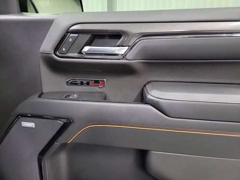 Used 2024 GMC Sierra 1500 AT4 w/ Technology Package AWD/4WD image 16