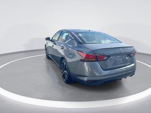 Used 2025 Nissan Altima 2.5 SR FWD image 7