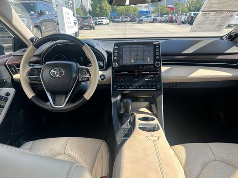 Certified 2020 Toyota Avalon Limited w/ Advanced Safety Package FWD image 13