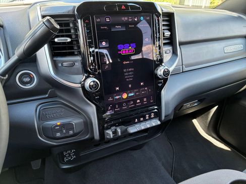 Used 2025 RAM 2500 Big Horn image 17