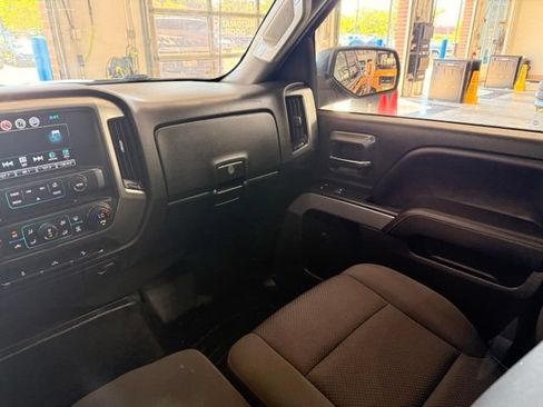 Used 2018 Chevrolet Silverado 1500 LT w/ All Star Edition AWD/4WD image 19