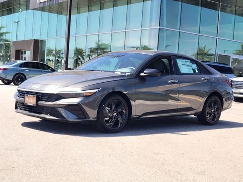New 2026 Hyundai Elantra Sport FWD image 2