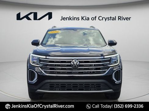 Used 2024 Volkswagen Atlas SE FWD image 17