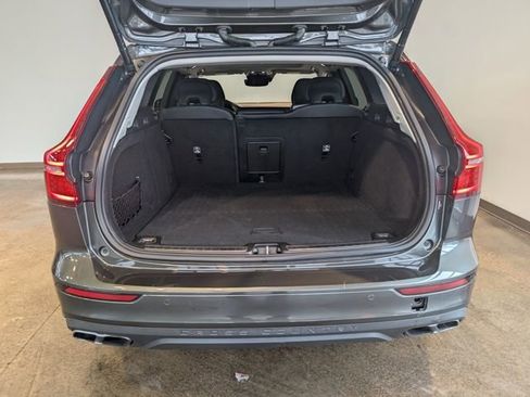 Used 2021 Volvo V60 T5 Cross Country w/ Protection Package image 5