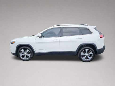 Used 2019 Jeep Cherokee Limited w/ Luxury Group FWD image 7