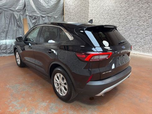 Used 2023 Ford Escape Active FWD image 5