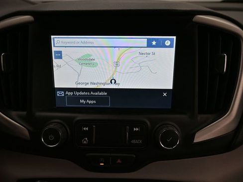 Used 2022 GMC Terrain SLT w/ Infotainment Package II image 18