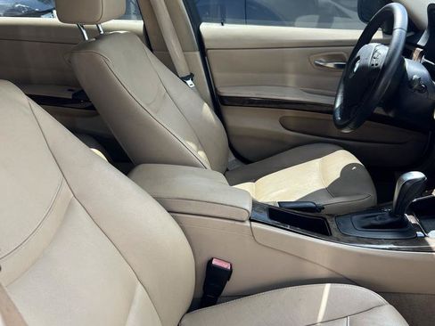 Used 2010 BMW 328i Sedan RWD image 6
