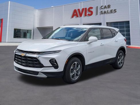 Used 2025 Chevrolet Blazer LT AWD/4WD image 1
