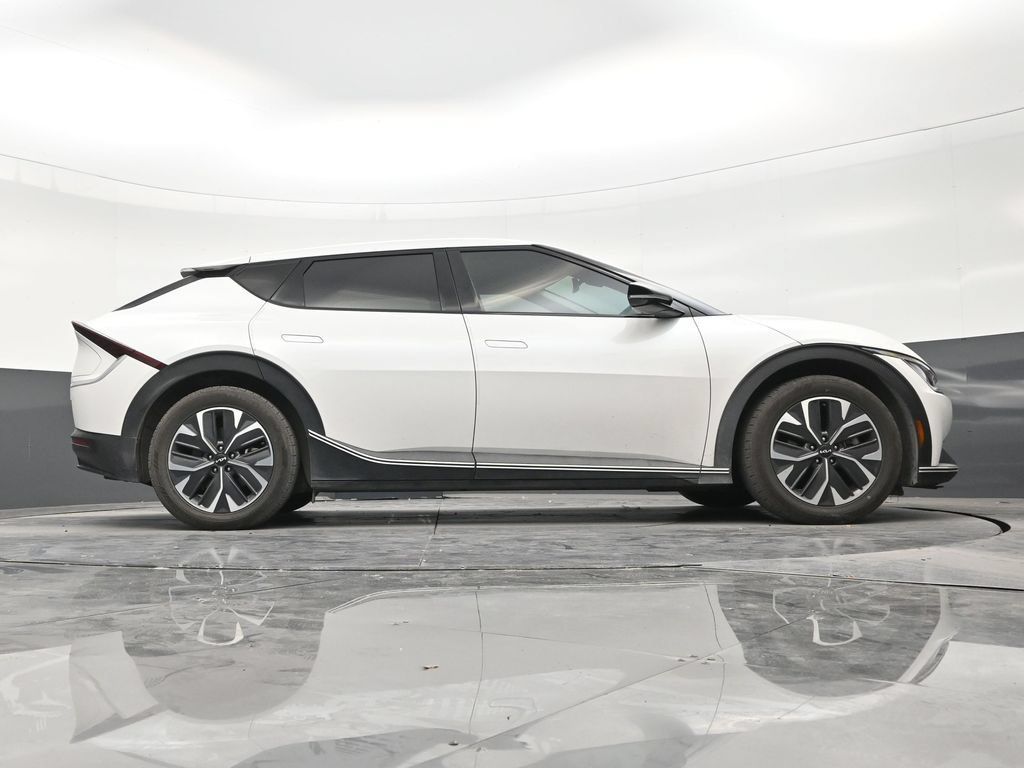 Used 2024 Kia EV6 Light RWD image 25