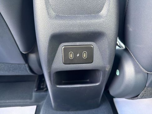 New 2026 Hyundai Venue SEL FWD image 32