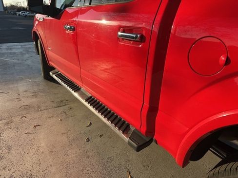 Used 2017 Ford F150 Lariat w/ Equipment Group 502A Luxury image 10