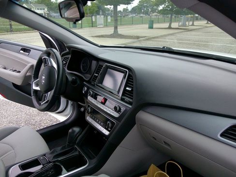 Used 2019 Hyundai Sonata SEL FWD image 46