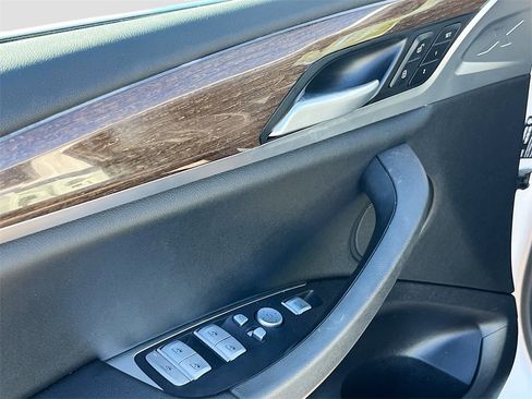 Used 2024 BMW X3 sDrive30i image 18