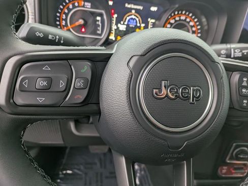 New 2026 Jeep Gladiator Sport AWD/4WD image 16