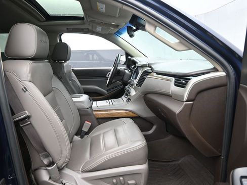 Used 2020 GMC Yukon XL Denali w/ Enhanced Security Package image 37