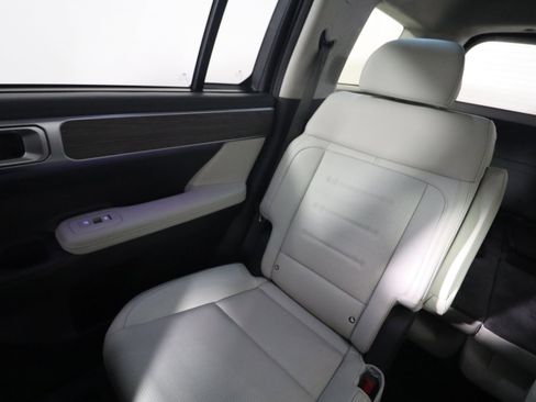 Used 2025 Hyundai Santa Fe Calligraphy image 13