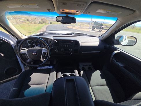 Used 2008 GMC Sierra 1500 SLE w/ SLE2 Preferred Package image 11