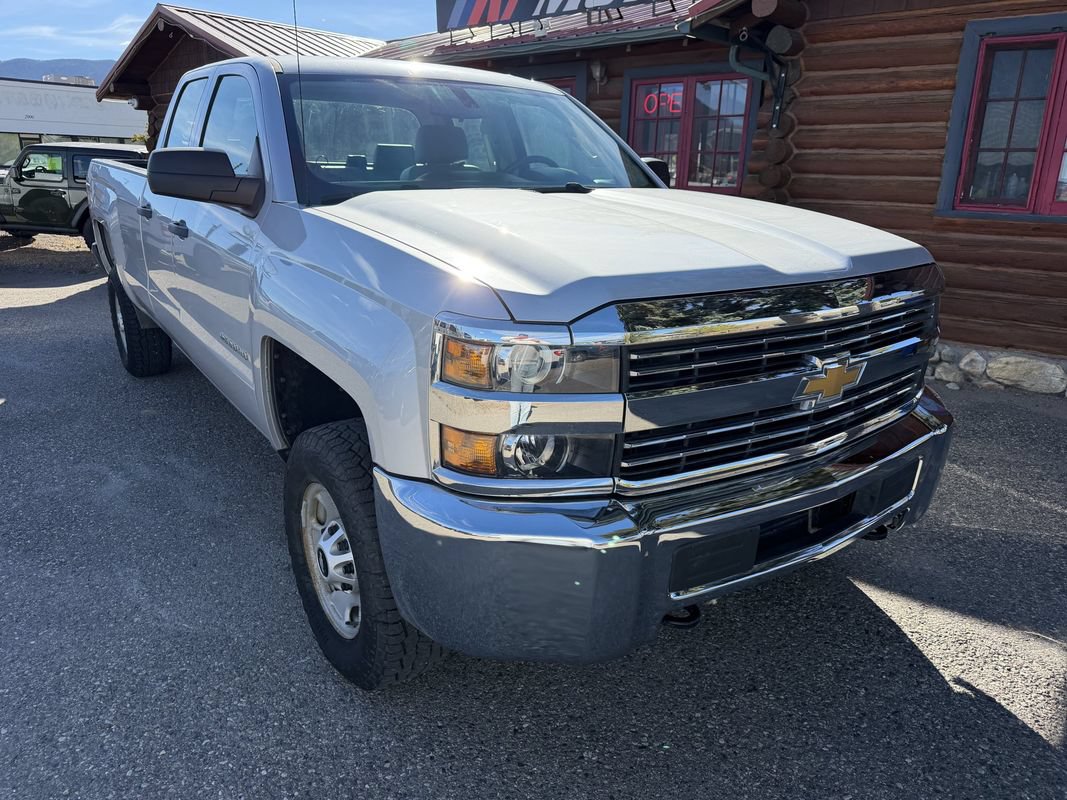 Used 2017 Chevrolet Silverado 2500 W/T w/ WT Fleet Convenience Package AWD/4WD image 2
