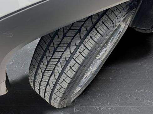 Used 2021 Jeep Renegade Limited w/ Sun & Sound Group image 37