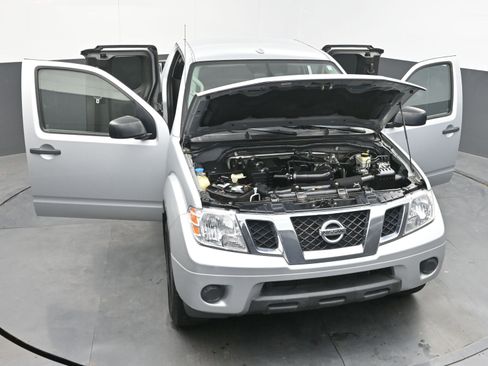 Used 2017 Nissan Frontier SV RWD image 38