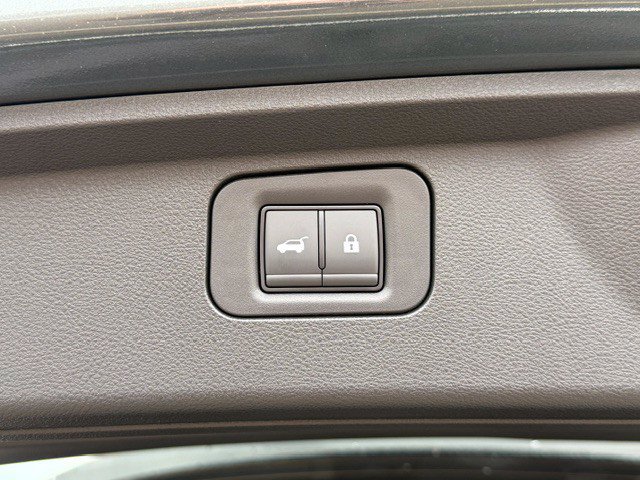 Certified 2026 Nissan Armada SL w/ Captain's Chari Seat Package AWD/4WD image 52
