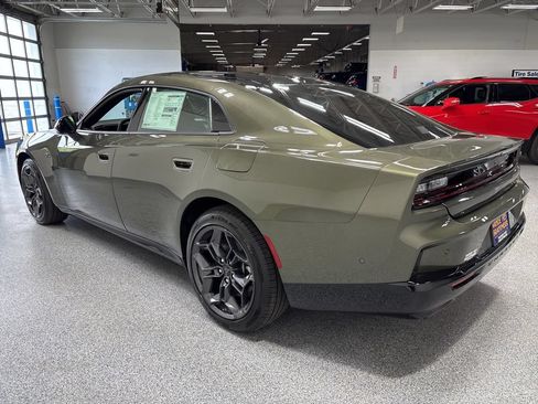 New 2026 Dodge Charger R/T w/ Driver Convenience Group AWD/4WD image 5