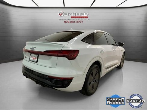 Used 2024 Audi Q8 e-tron Premium image 6