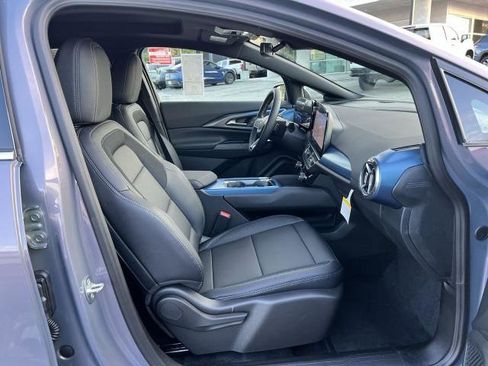 New 2026 Chevrolet Equinox EV LT FWD image 27