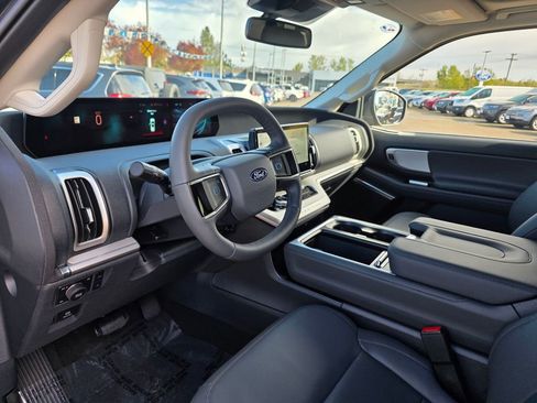 New 2026 Ford Expedition Max Active image 9