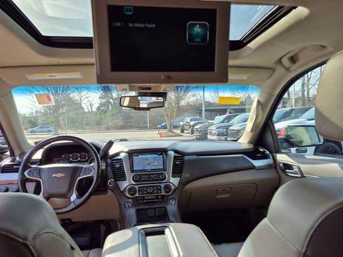 Used 2020 Chevrolet Tahoe LT image 13