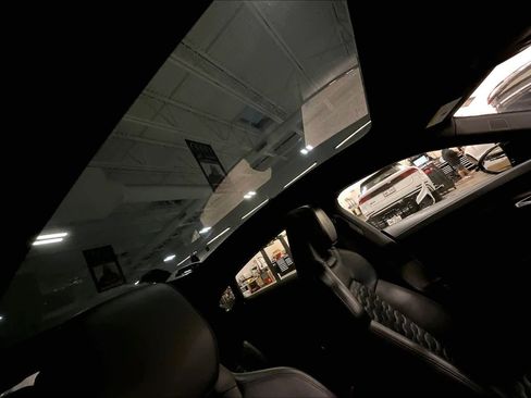 Used 2024 Audi e-tron GT Premium Plus image 14