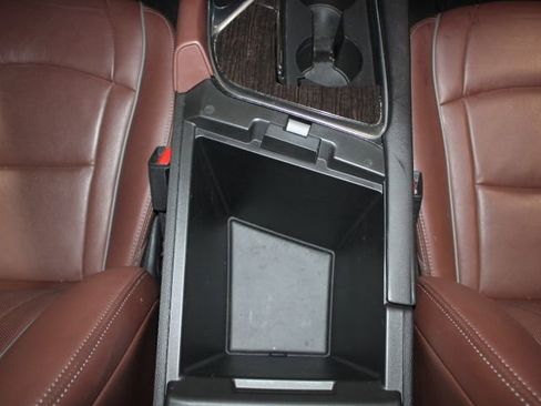 Used 2020 Buick Enclave Avenir w/ Avenir Technology Package image 34