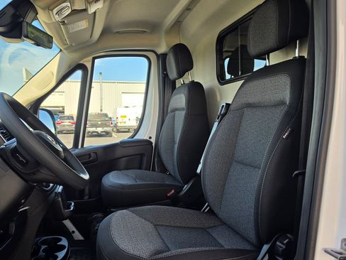 New 2026 RAM ProMaster 2500 w/ Quick Order Package 22G SLT FWD image 10